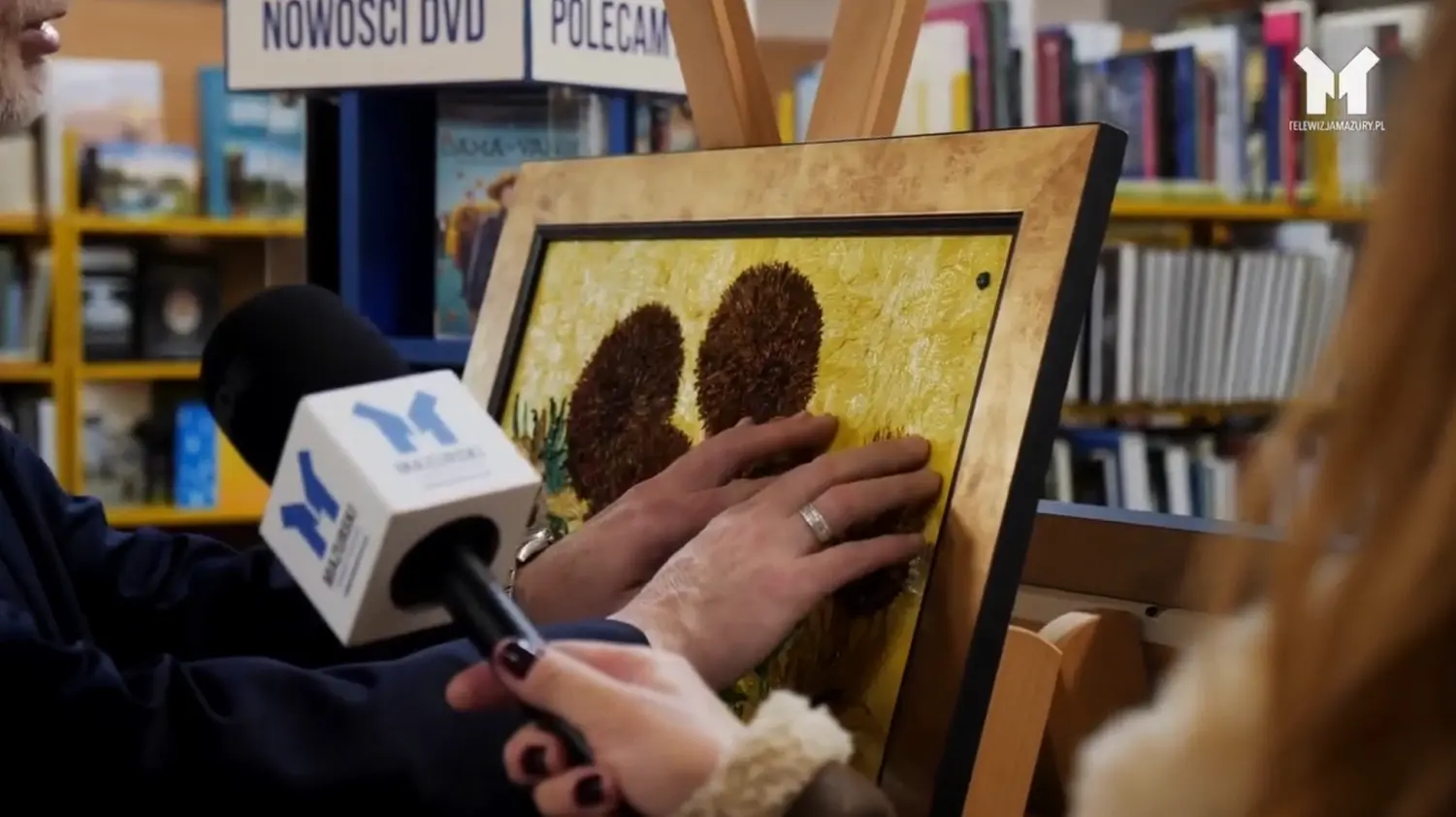 Malarstwo inkluzywne - Odtwórz wideo